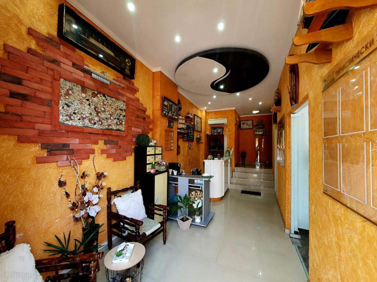Family Hotel Paros Pomorie Ngoại thất bức ảnh